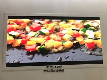 Hochauflösende kleine Pixel-Neigung LED-Anzeige kleines Abstandp1.25 für die Werbung